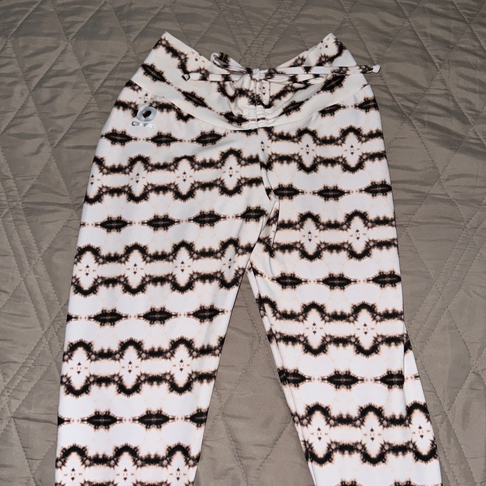 Oh yas fit leggings